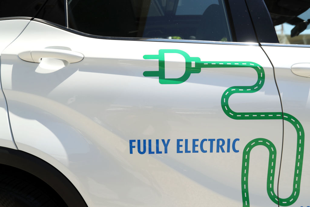 Australian Electric Car Charging Company to List for Over 1.4B on