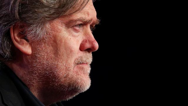 Steve Bannon steps down from Breitbart