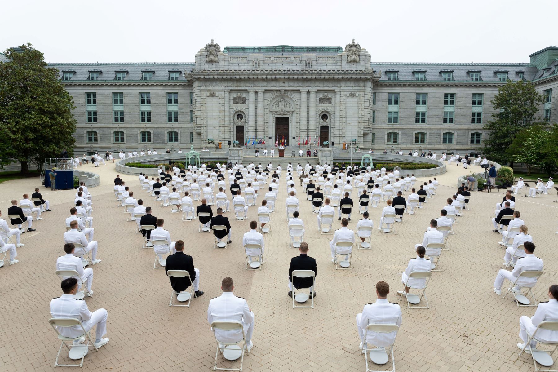 Naval Academy Holds its FirstEver Virtual Graduation Event Minuteman